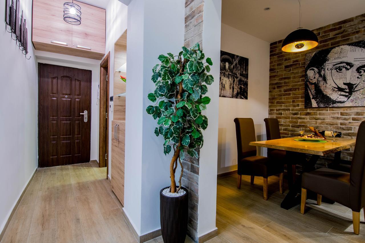 Cosmopolitan Apartment Belgrad Exterior foto